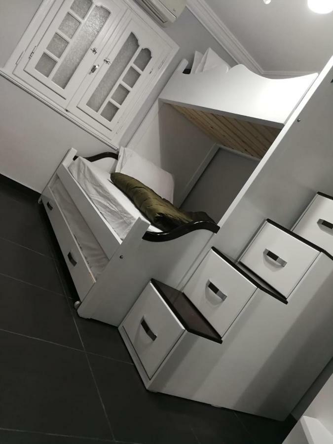 Appartement Lovely With Side Sea View Located In The Heart Of The *