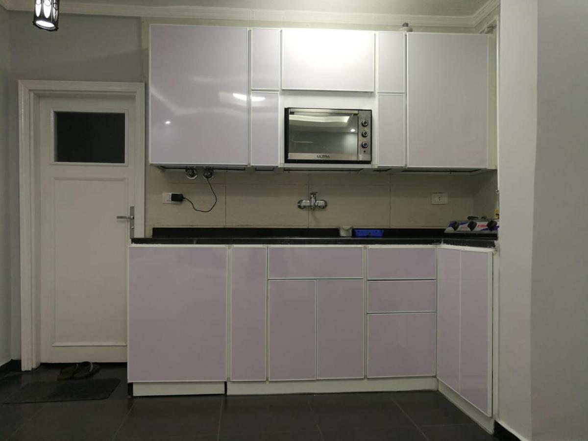 Lovely With Side Sea View Located In The Heart Of The Appartement